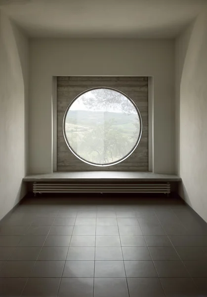 Wand mit rundem Fenster — Stockfoto