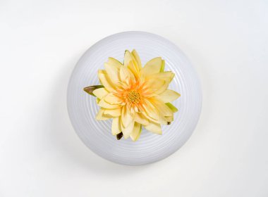 Yukarıdan görülen kumaş çiçekli arkaplan 