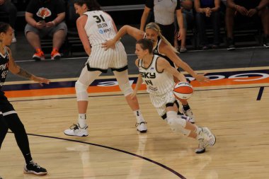 PHOENIX, ARIZONA, ABD - JUNE 3RD, 2021: Mercury vs Sky Suns Arena 'da 