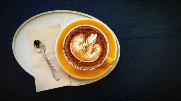 Bovenaanzicht Van Kop Van Kunst Cappuccino Latte Koffie Zetten Lade — Stockfoto