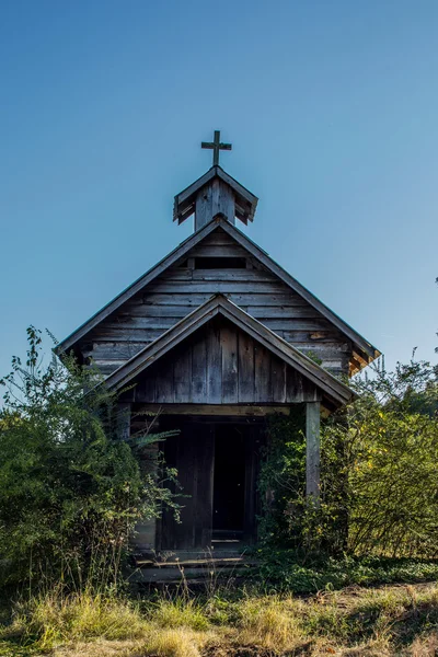 Starej opuszczonej kaplicy — Zdjęcie stockowe