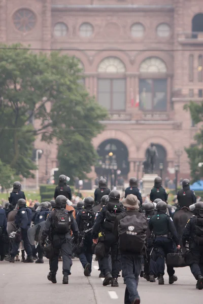 Disturbios cerca del G20, 26 de junio de 2010 - Toronto, Canadá . —  Fotos de Stock