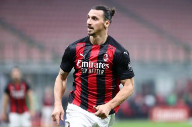 Milano, İtalya. 08 Kasım 2020. Ac Milan 'dan Zlatan Ibrahimoviç, Ac Milan ile Hellas Verona arasında oynanan Serie A karşılaşmasında.  