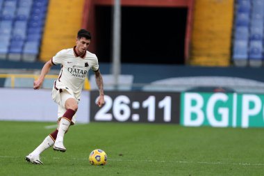 Cenova, İtalya. 08 Kasım 2020. Genoa Cfc ve As Romanlar arasındaki A Serisi karşılaşmasında Roman Olarak Roger Ibanez.