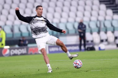 Torino, İtalya. 24 Kasım 2020. Juventus Fc takımından Cristiano Ronaldo UEFA Şampiyonlar Ligi G Grubu karşılaşmasında Juventus FC ve Ferencvaros Budapeşte arasında oynandı..