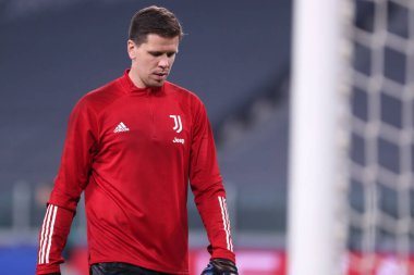 Torino, İtalya. 24 Kasım 2020. Juventus Fc takımından Wojciech Szczesny UEFA Şampiyonlar Ligi G Grubu karşılaşmasında Juventus FC ve Ferencvaros Budapeşte arasında oynanmıştır..