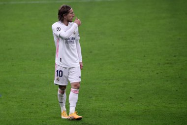 Milano, İtalya. 25 Kasım 2020. Uefa Şampiyonlar Ligi B Grubu karşılaşmasında Real Madrid Fc 'ten Luka Modriç ile FC Internazionale ve Real Madrid Fc arasında oynanan karşılaşma sırasında .