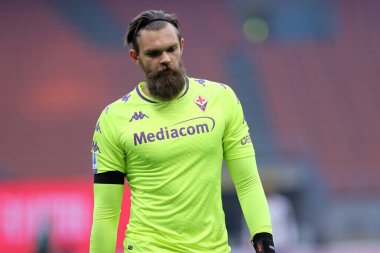 Milano, İtalya. 29 Kasım 2020. Serie A karşılaşmasında Acf Fiorentina 'dan Bartlomiej Dragowski ile Acf Fiorentina arasında oynanan karşılaşma.