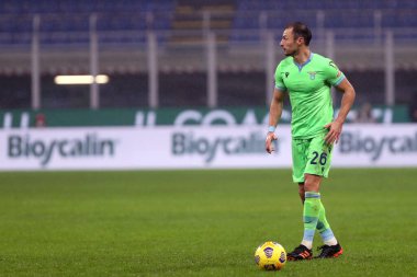 Milano, İtalya. 23 Aralık 2020. 23 Aralık 2020 'de İtalya' nın Milano kentinde oynanan Stadyum Giuseppe Meazza 'da Ac Milan ile Ss Lazio arasında oynanan Serie A karşılaşmasında Ss Lazio' dan Stefan Radu.