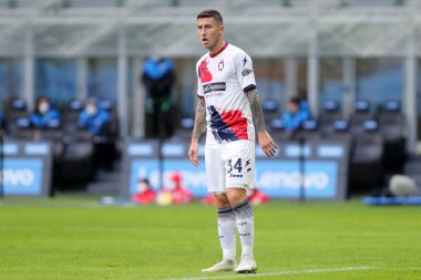 Milano, İtalya. 03 Ocak 2021. Fc Crotone takımından Luca Marrone Fc Internazionale ve Fc Crotone arasındaki A serisi maçında.