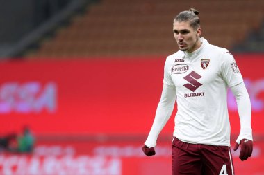 Milano, 12 Ocak 2020. Torino Fc takımından Lyanco Evangelista Coppa Italia maçında Ac Milan ve Torino Fc arasında 