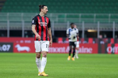 Milano, İtalya. 23 Ocak 2021 'de. Ac Milan 'dan Zlatan Ibrahimoviç, Ac Milan ile Atalanta Bergamasca Calcio arasında oynanan A karşılaşmasında.