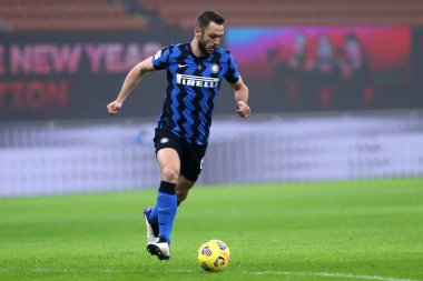Milano, İtalya. 22. Fabruary 2021. Fc Internazionale 'den Stefan de Vrij Coppa Italia yarı final ilk ayak maçı sırasında Fc Internazionale ve Juventus Fc arasında.