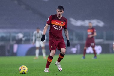 Torino, 06 Şubat 2021. Seriden Roger Ibanez, Juventus Fc ile Roma arasında oynanan A karşılaşmasında Roma Olarak 