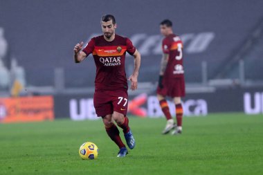 Torino, 06 Şubat 2021. Juventus Fc ile Roma arasında oynanan Serie A karşılaşmasında As Roma 'dan Henrikh Mkhitaryan 