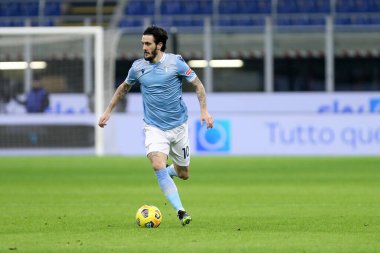 Milano, İtalya. 14 Şubat 2021. Serie A maçında Ss Lazio 'dan Luis Alberto Fc Internazionale ve Ss Lazio arasında.