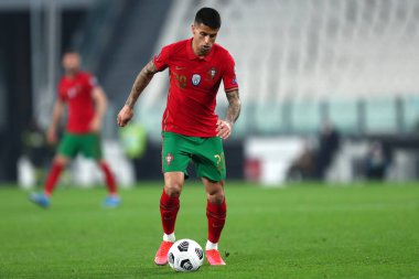 Torino, 24 Mart 2021. Portekizli Joao Cancelo, 2022 FIFA Dünya Kupası elemeleri sırasında Portekiz ve Azerbaycan arasında oynanan karşılaşmada.
