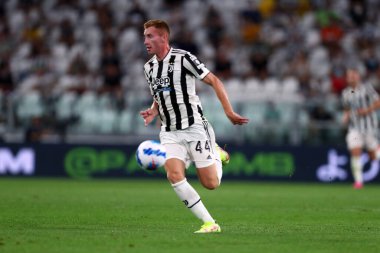 Torino, 14 Ağustos 2021. Juventus Fc 'ten Dejan Kulusevski Juventus Fc ve Atalanta Bergamasca Calcio arasında oynanan dostluk maçı sırasında .