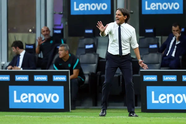 Milano Augustus 2021 Simone Inzaghi Hoofdcoach Van Internazionale Gebaren Tijdens — Stockfoto