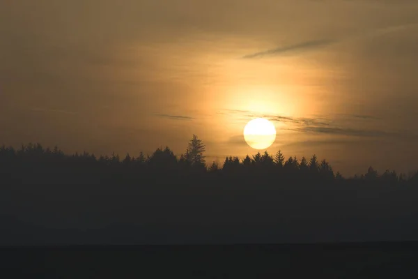 Telephoto Sunset Distant Coniferous Forest Redmires Reservoirs Sheffield Hazy Sky — Stock Photo, Image