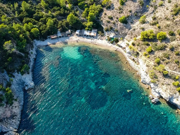 Cala Llentrisca becas, İbiza.