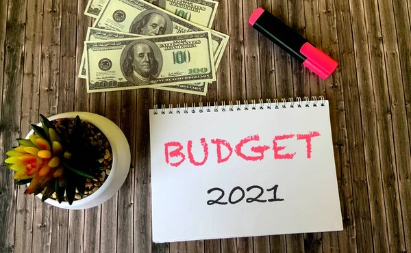 Budget 2021 White Notebook Next Flower Pink Marker Money Wooden — Stock Photo, Image