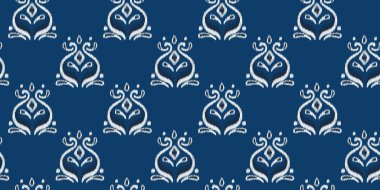 Ikat kusursuz ogee vektör deseni. Aztek kabilesinin soyut modern tekstil baskısı. Çizgili ve sembollü Damask tarzı bir arka plan. Etnik suluboya kumaş. Boho geometrik moda tasarımı.