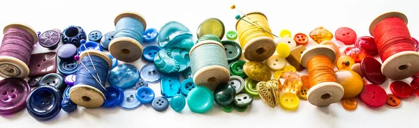 Banner Lot Buttons Reels Colorful Threads Laid Out White Background — Stock Photo, Image