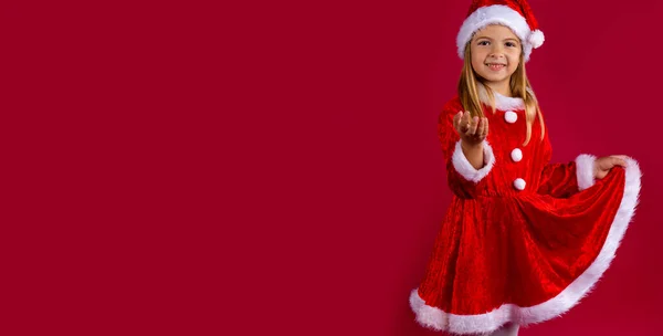 Banner Formato Longo Menina Bonita Vestida Papai Noel Chapéu Inverno — Fotografia de Stock