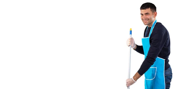 Baner Długi Format Mężczyzna Fartuchu Myje Podłogę Mopem Uśmiecha Się — Zdjęcie stockowe