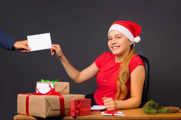 Elf Girl Smile Receives Christmas Letter Looks Camera Winter Holiday — Stock Photo, Image