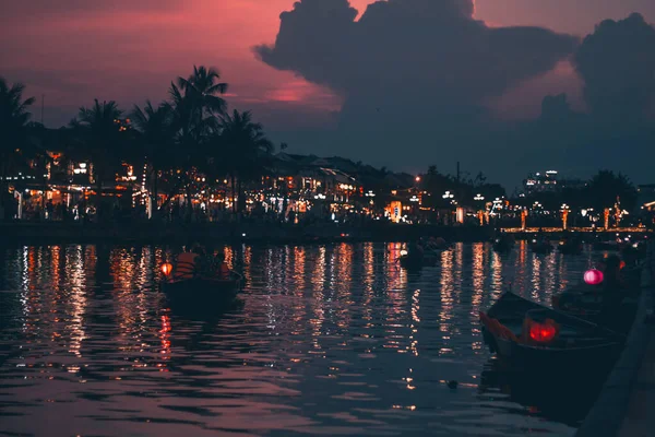 Хойан Вьетнам 2018 Красочный Вид Оживленную Улицу Переполненную Реку Хойане — стоковое фото