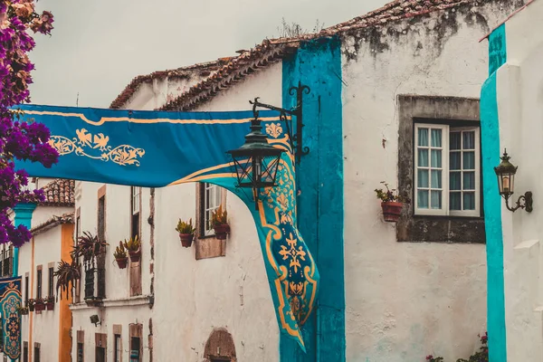 Obidos Portugal 2020 Tiendas Recuerdos Coloridas Calles Estrechas Ciudad Medieval — Foto de Stock