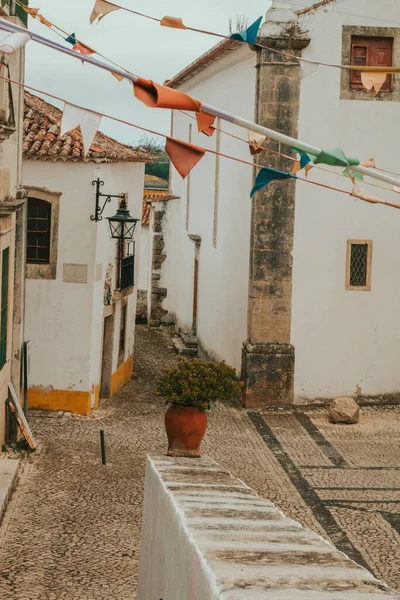 Obidos Portugal 2020 Tiendas Recuerdos Coloridas Calles Estrechas Ciudad Medieval — Foto de Stock