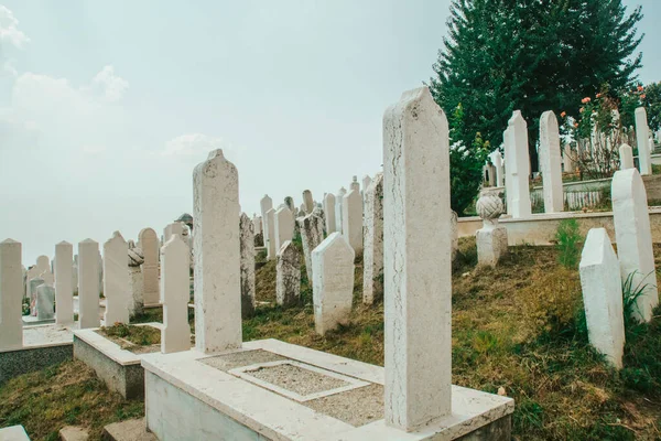 Sarajevo Bosnia Herzegovina Cemitério Muçulmano Dedicado Vítimas Guerra Bósnia Sarajevo — Fotografia de Stock