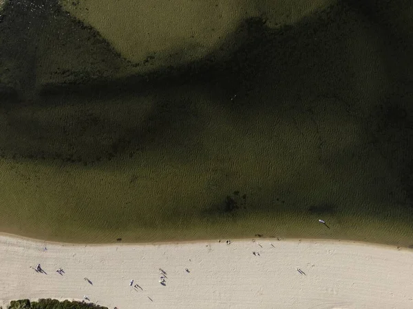 Vista Aérea Una Hermosa Playa Largo Del Lado Del Lago — Foto de Stock