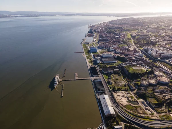 Vue Aérienne Quartier Industriel Marvel Avec Horizon Lisbonne Arrière Plan — Photo