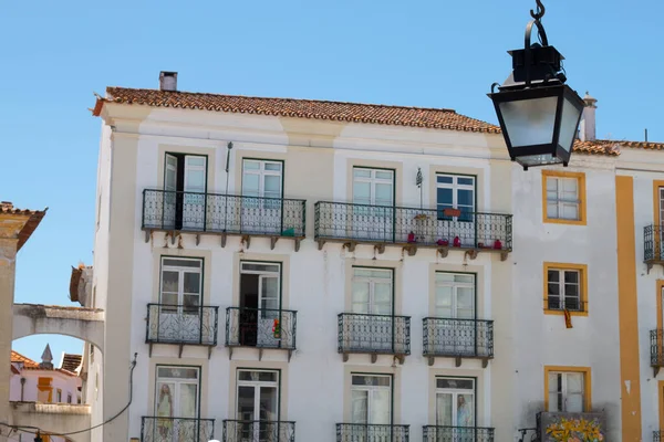 Evora Portugal 2021 Straatzicht Met Prachtige Oude Woongebouwen Evora Stad — Stockfoto