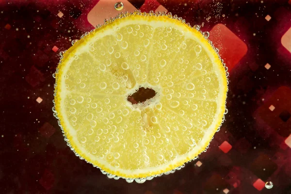 Dilim limon soda su — Stok fotoğraf