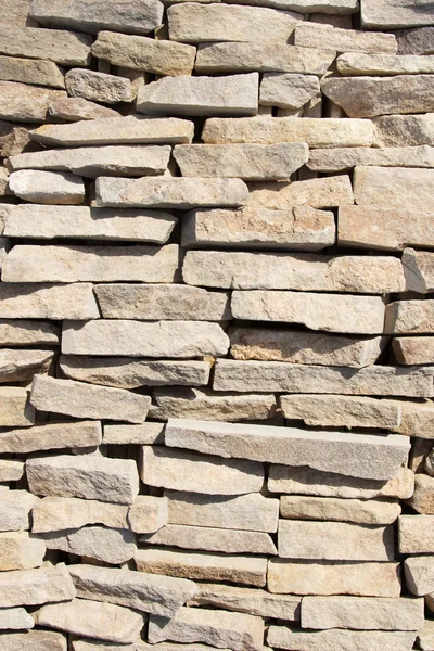 Dinding terbuat dari lempengan batu pasir — Stok Foto