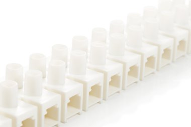 Şerit konektörler ile