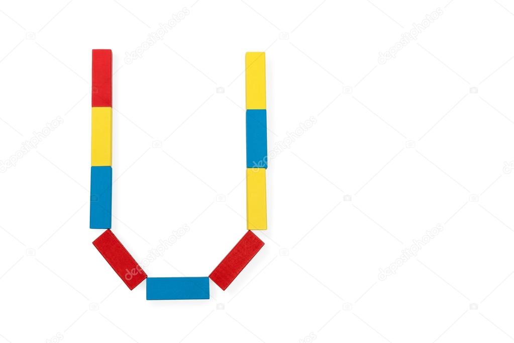 Letra U Se Dobla De Bloques De Madera Fotos De Stock