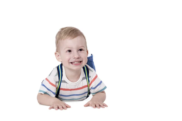 Kleine jongen verkenningen en lacht — Stockfoto