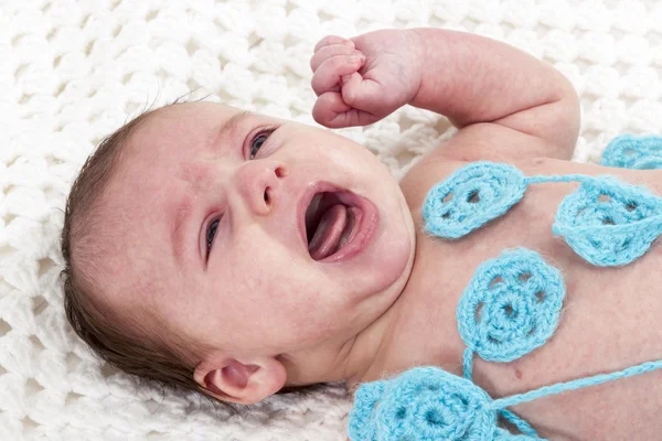 Crying newborn — Stock Photo, Image