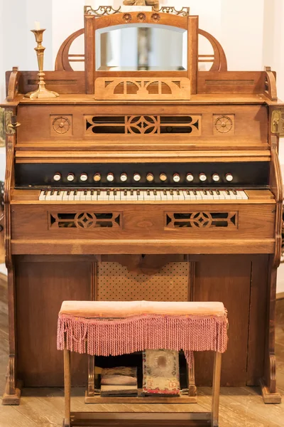 Wooden vintage organ — Stock Photo, Image