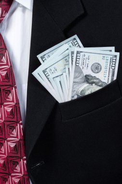 Ceketimin cebinde para ile