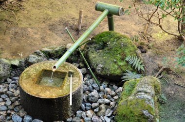 Japon Bambu Su Çeşmesi