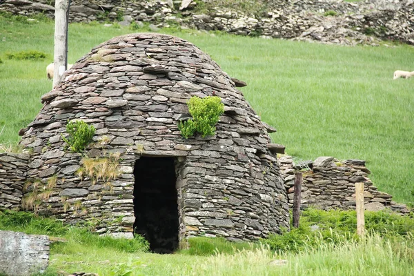 Korai Középkori Kőből Épült Kerek Ház Clochain Méhkas Kunyhó Dingle — Stock Fotó