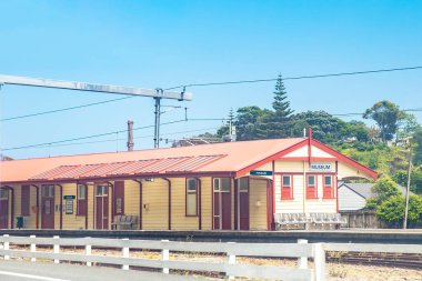 Paekakariki İstasyon Müzesi, Wellington 'dan gelen Metlink' in elektrikli çoklu banliyö trenleri için Kapiti Hattı 'ndaki ara istasyon. Kapiti Sahili, Yeni Zelanda 'da 4 Aralık 2019' da çekildi.