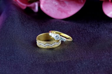 Elmas enggagement yüzük